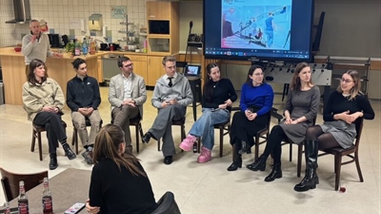 Ehemalige der Brüder Grimm Berufsakademie berichten von vielfältigen Karrierewegen nach dualem Studium