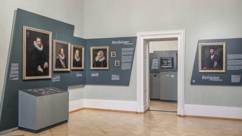Schloss Philippsruhe eröffnet Dauerausstellung zur Hanauer Neustadt und neu gestaltetes Papiertheatermuseum
